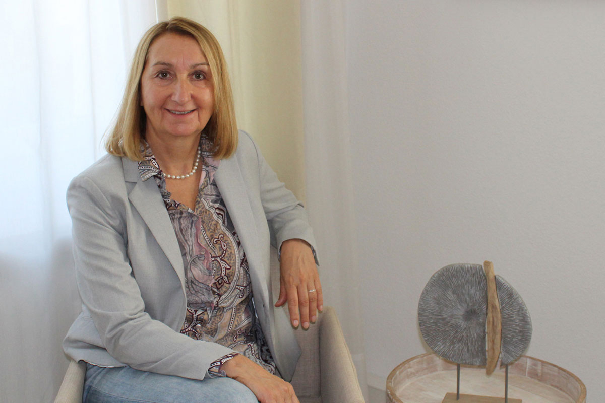 Ines Turbanisch - Staatlich approbierte Psychologische Psychotherapeutin
& Diplom-Psychologin